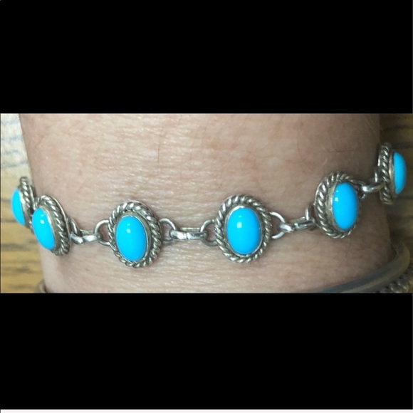 Vintage Jewelry - Navajo Turquoise Sterling Silver Link Bracelet